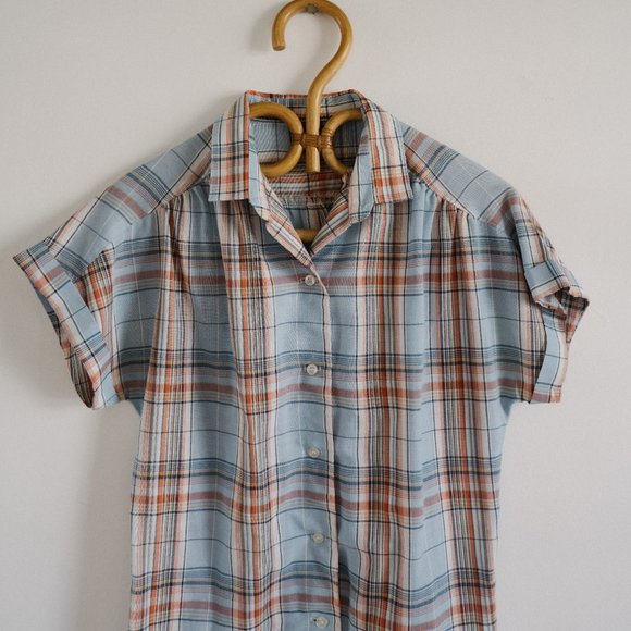 Vintage blue plaid short sleeve button down shirt - Picture 2 of 3